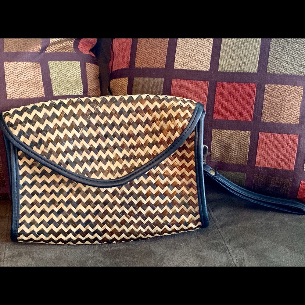 Straw Clutch Fun Day Clutch
